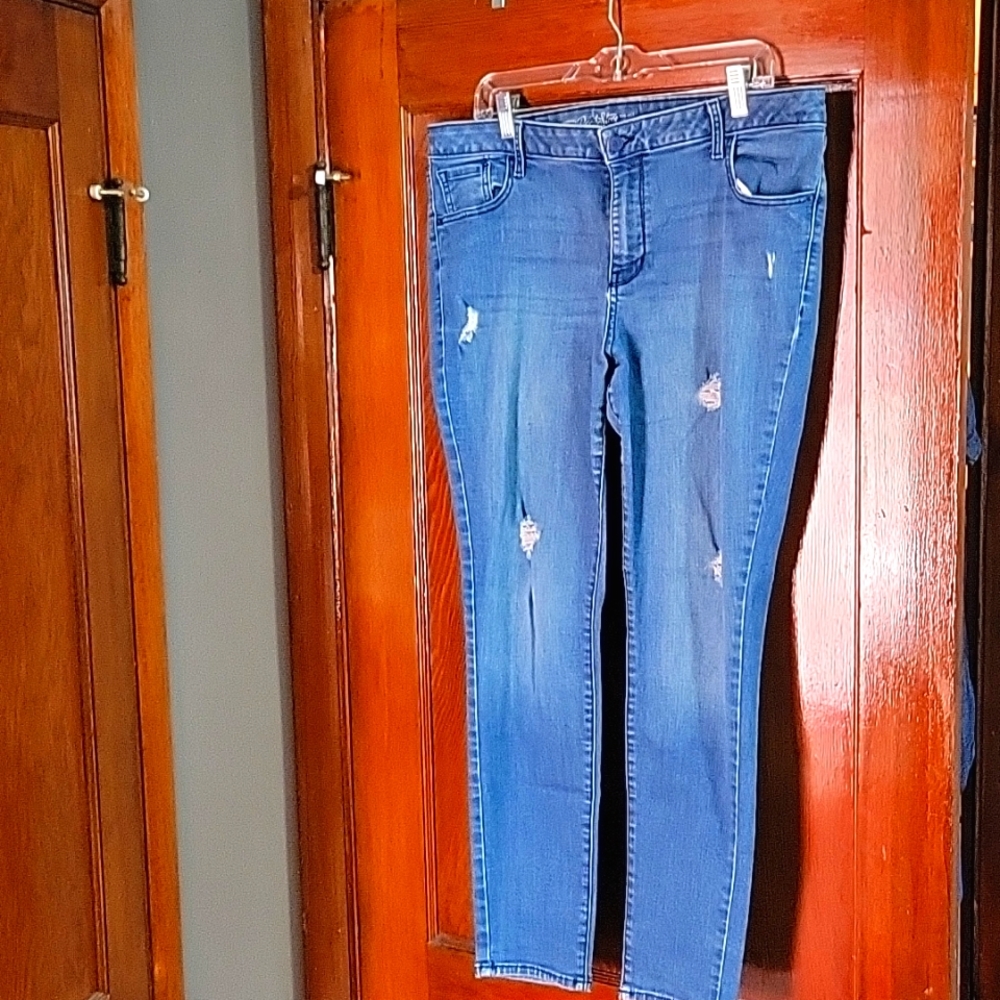 Old Navy Skinny Jeans